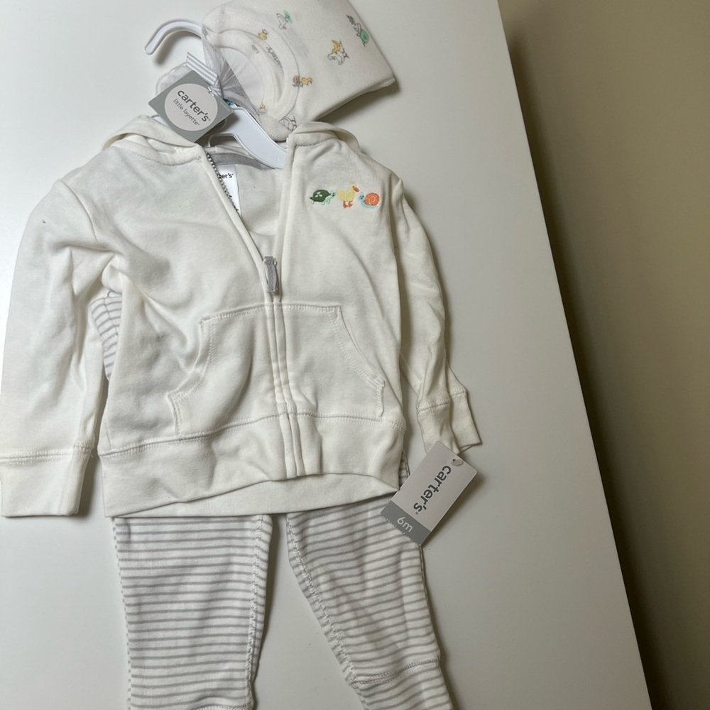 Carter's‎ Layette Outfit Set with ducks